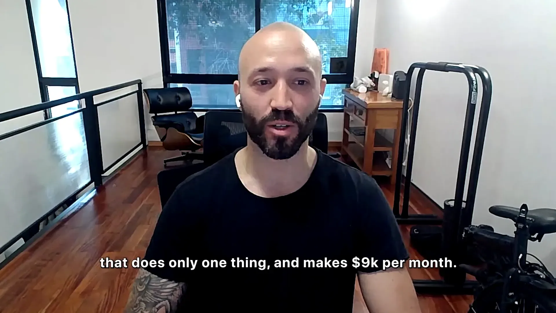 Leandro introducing his $9k/month micro SaaS app